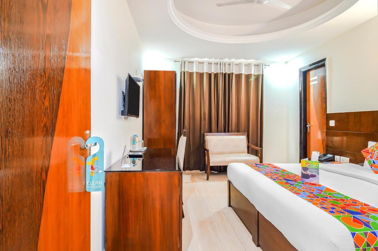 Fabhotel Marble Arch - Nr Karol Bagh Market Делхи Екстериор снимка