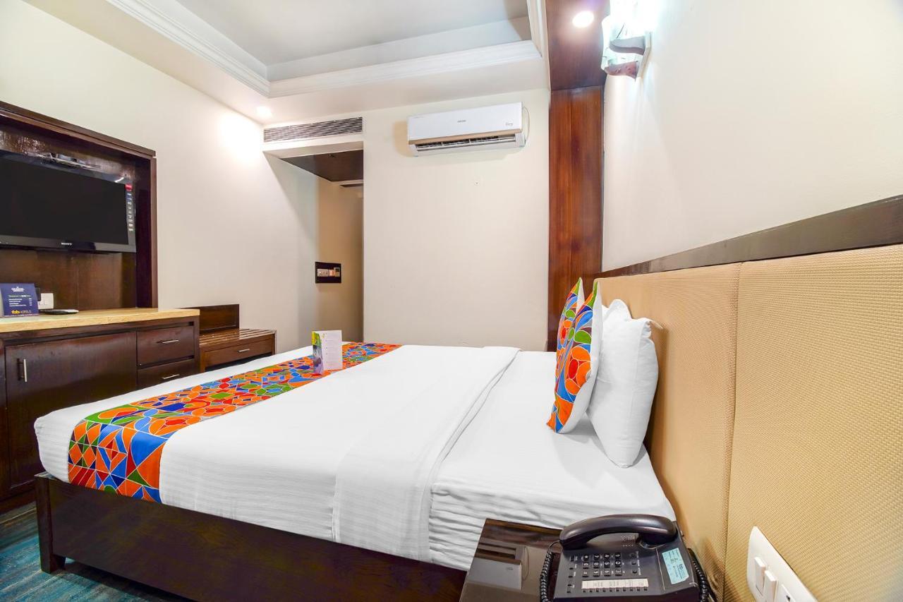 Fabhotel Marble Arch - Nr Karol Bagh Market Делхи Екстериор снимка